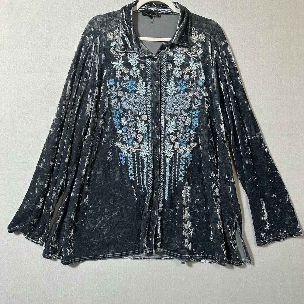 Andree By Unit Crushed Velvet Button Up Tunic Women's 1X Blue Embroidered